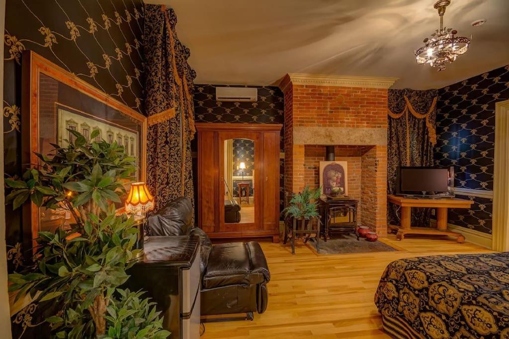 Merry Mansion East Dubuque Dış mekan fotoğraf